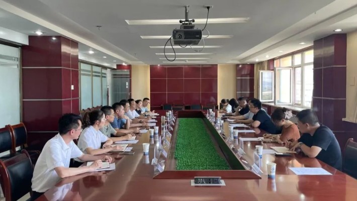 七里河区委常委、副区长王瑞一行调研爱游戏体育(中国)官方网站-AYX SPORTS
装备公司